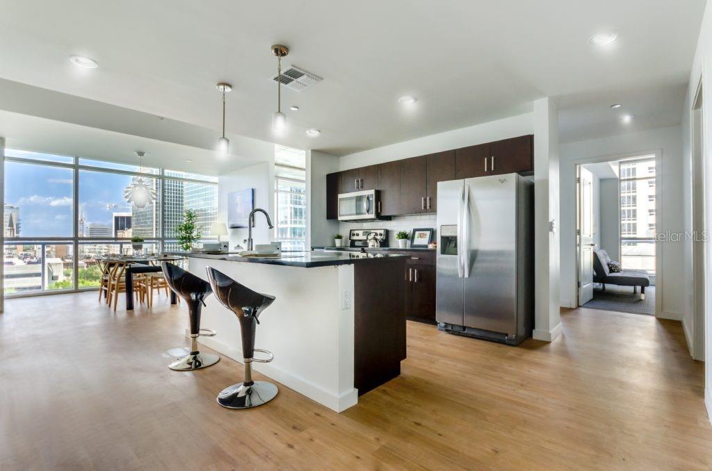 CITI TOWER - Residential Lease