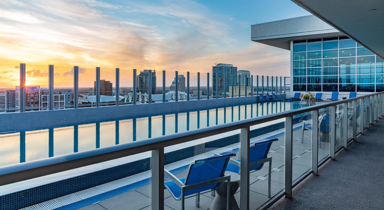 CITI TOWER - Residential Lease