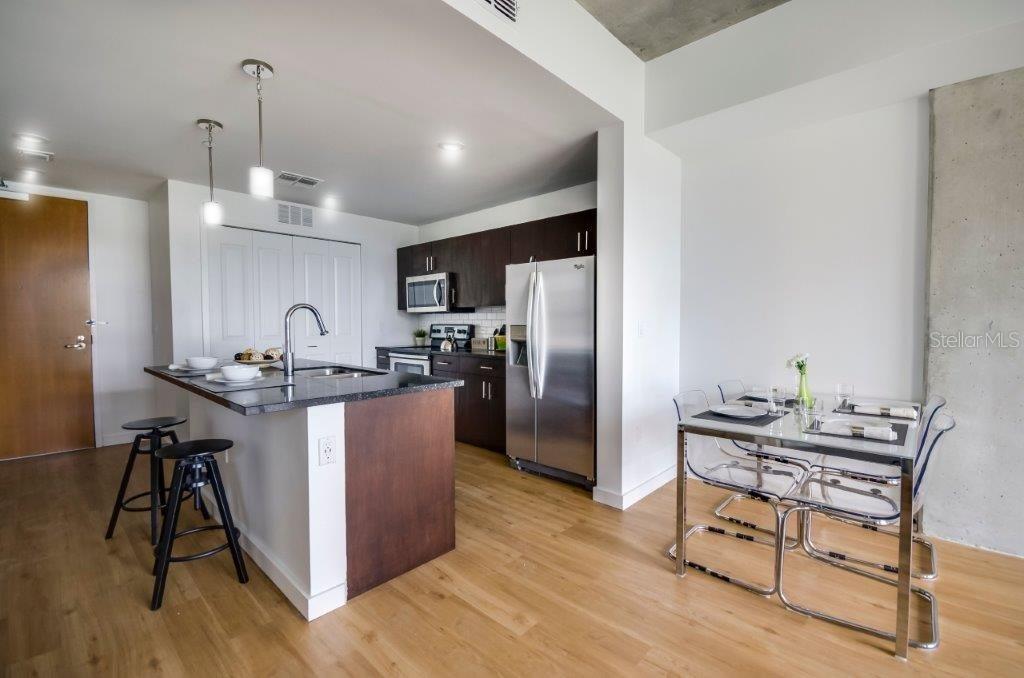 CITI TOWER - Residential Lease