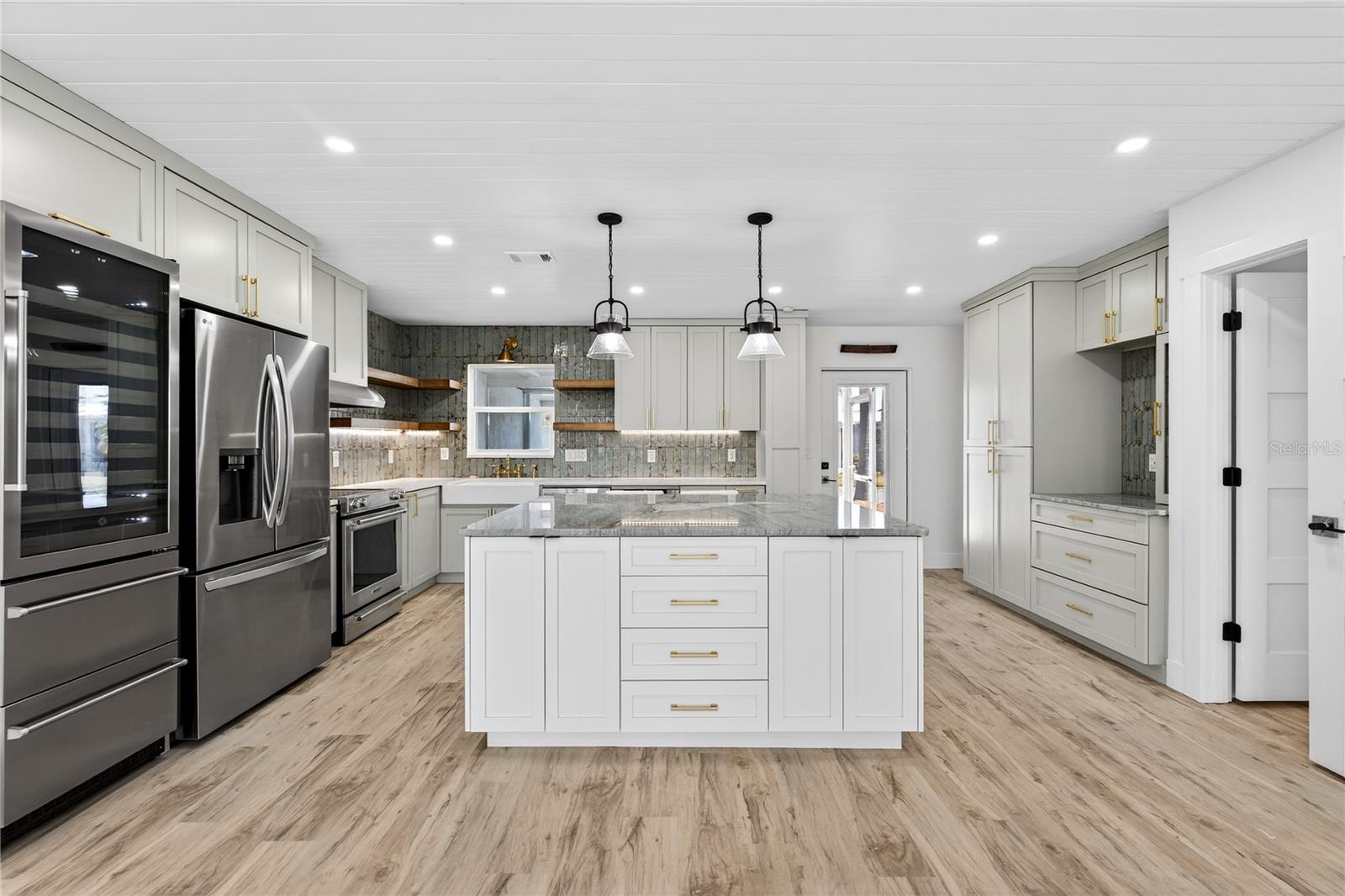 FAIRWINDS VILLAGE 2 - Residential