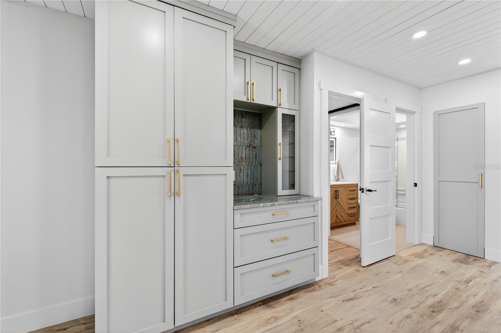 FAIRWINDS VILLAGE 2 - Residential