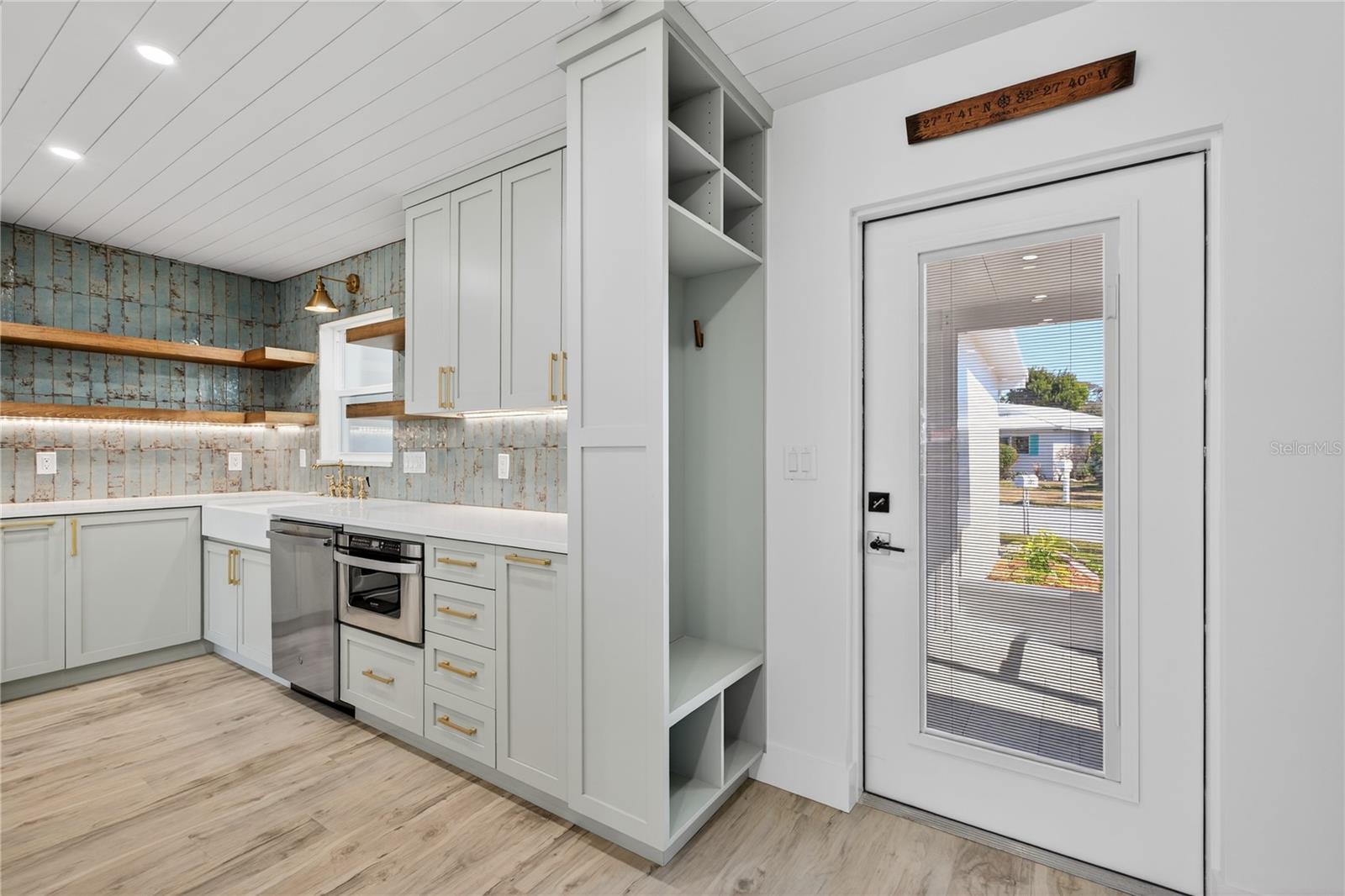 FAIRWINDS VILLAGE 2 - Residential