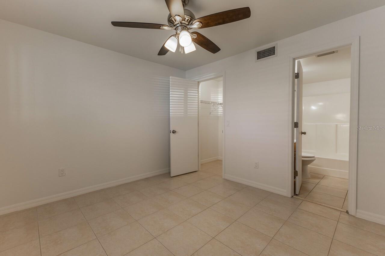 FIDDLERS GREEN 02 PH 04 BLDG 18 - Residential