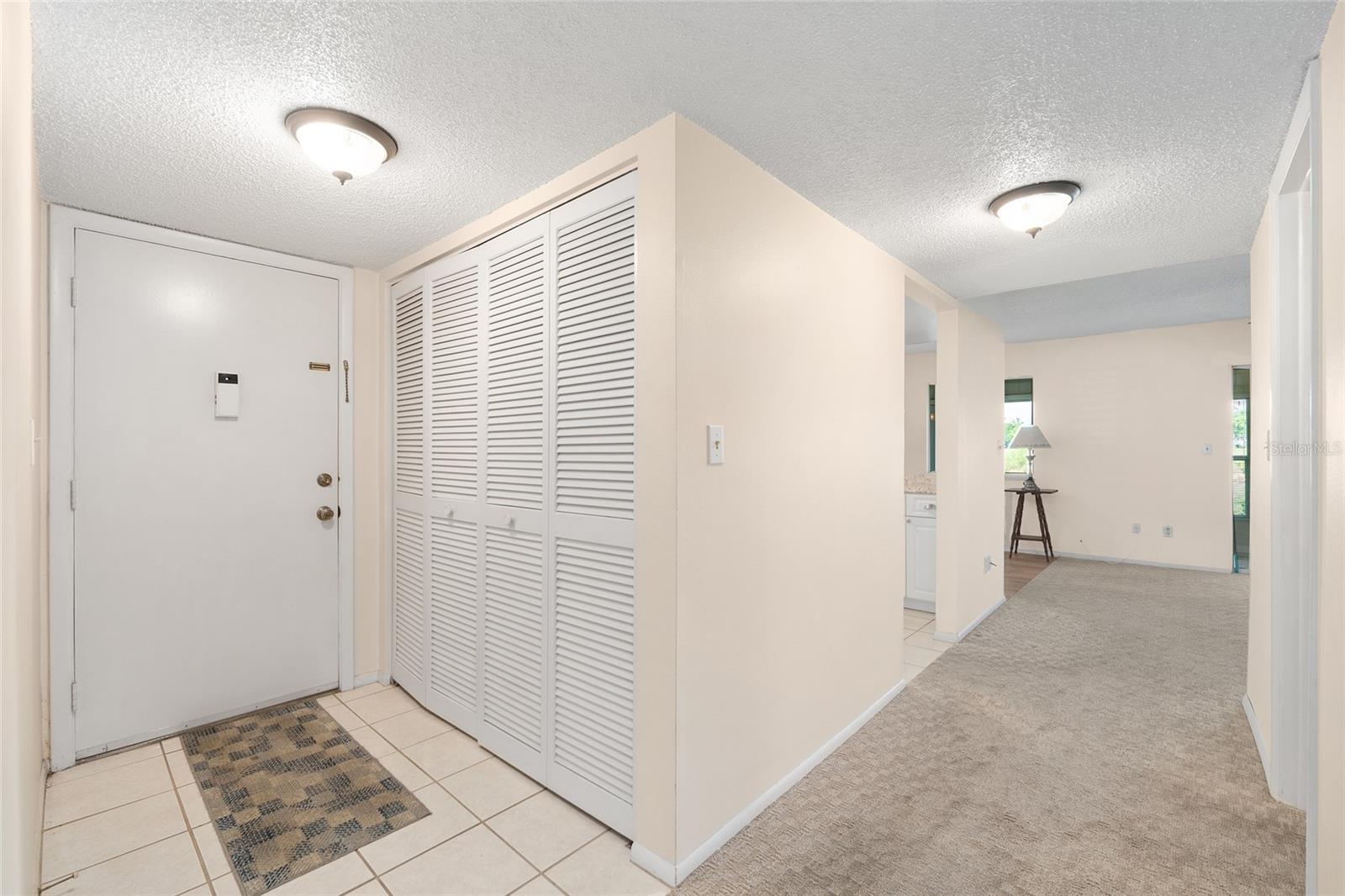 LIVE OAK VLG - Residential
