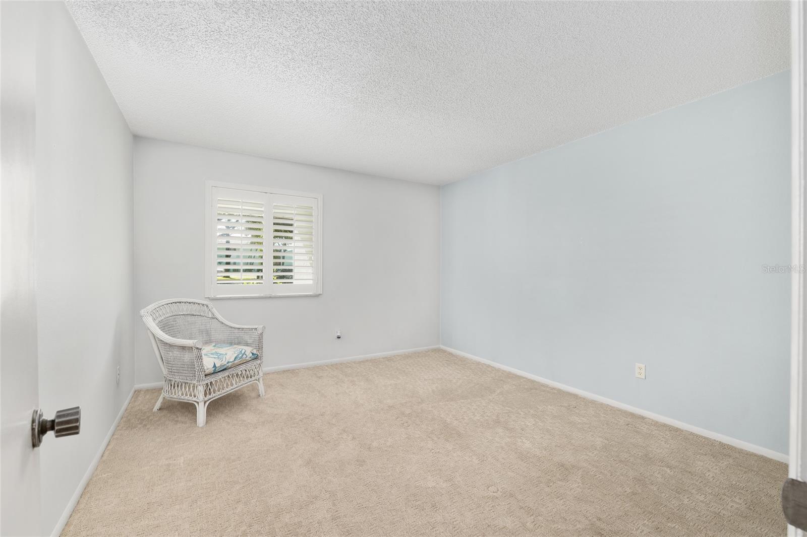 LIVE OAK VLG - Residential