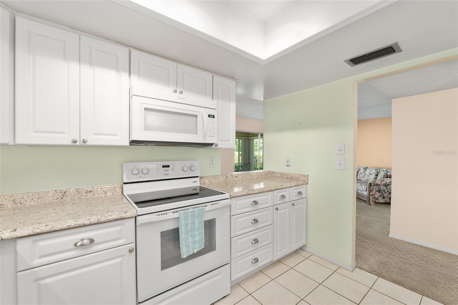 LIVE OAK VLG - Residential