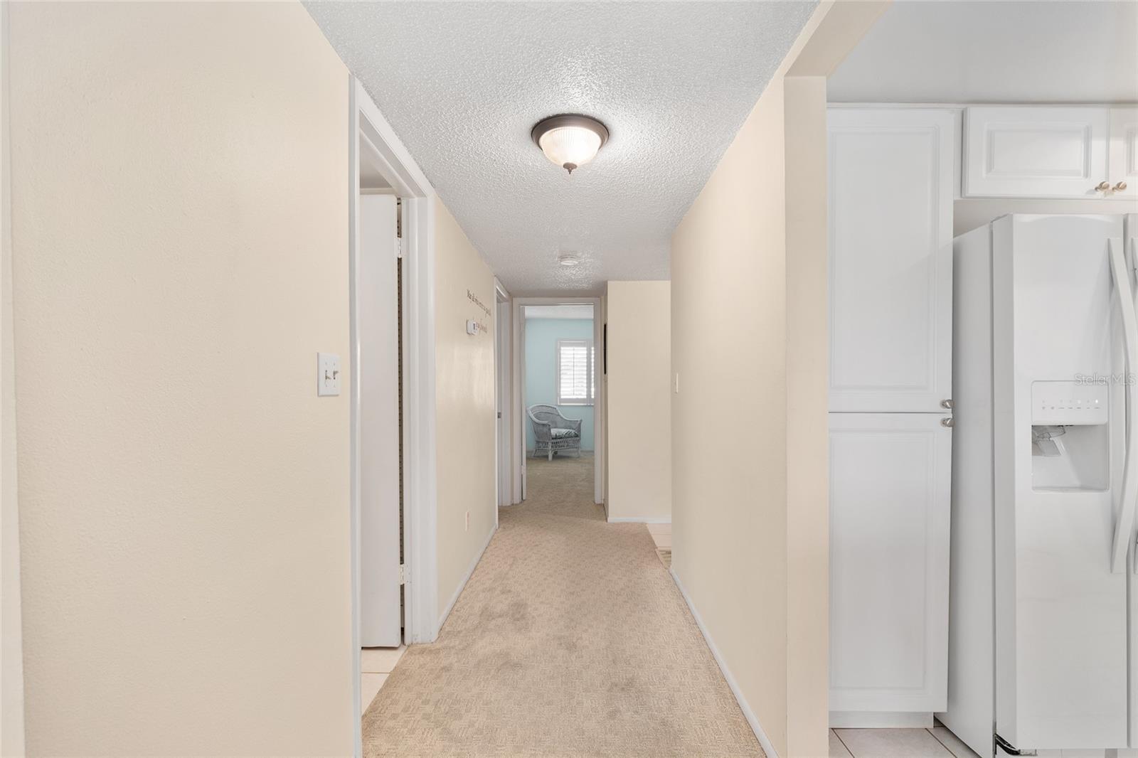 LIVE OAK VLG - Residential