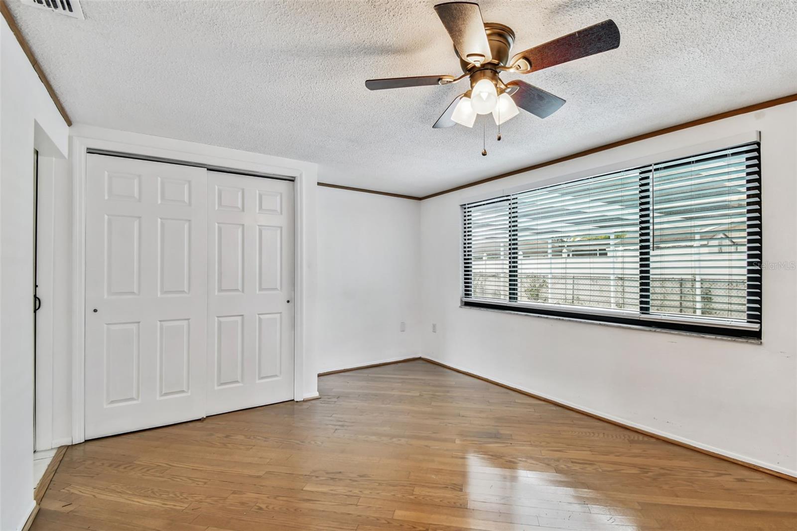 EMBASSY HILLS - Residential