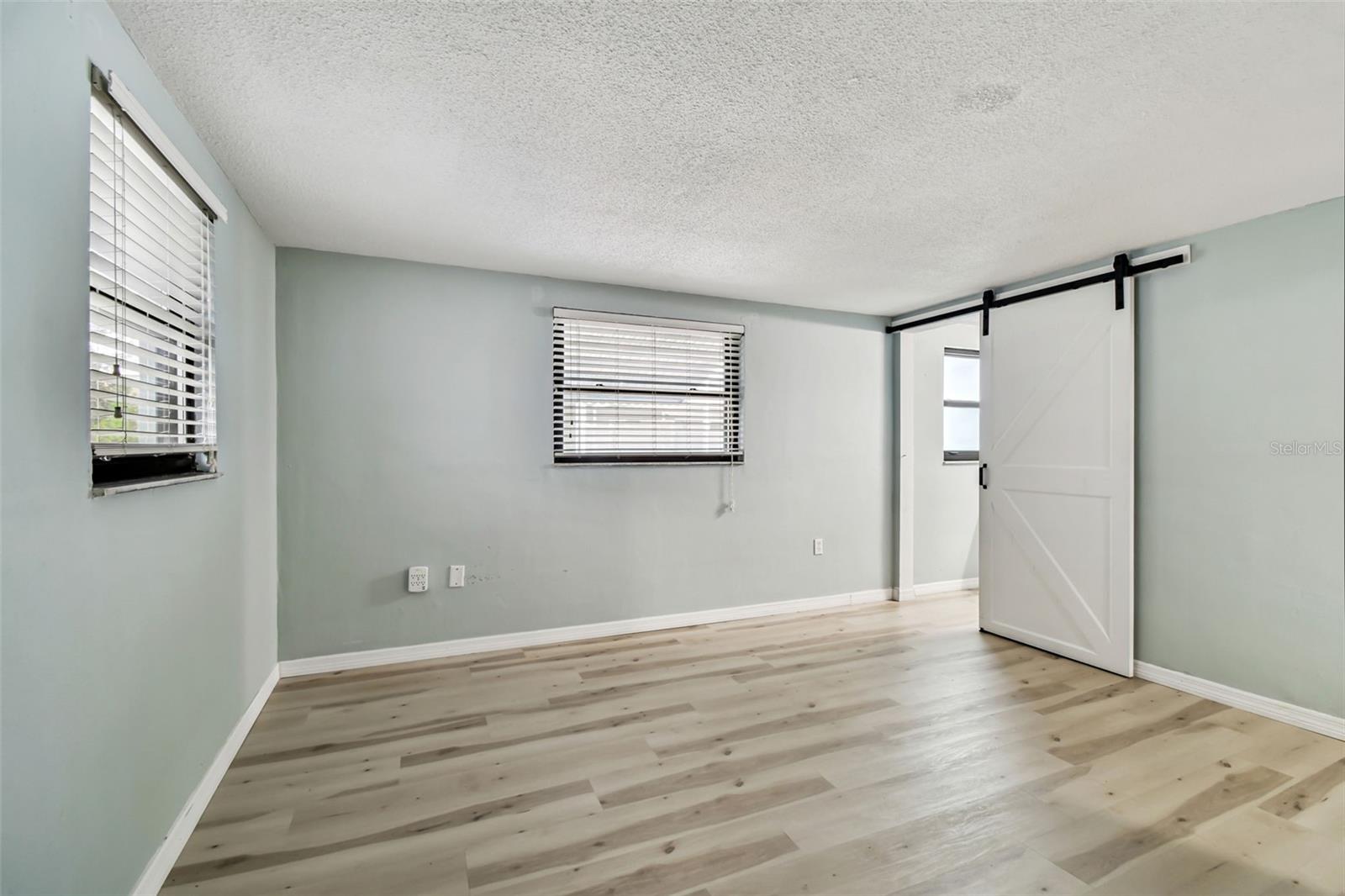EMBASSY HILLS - Residential
