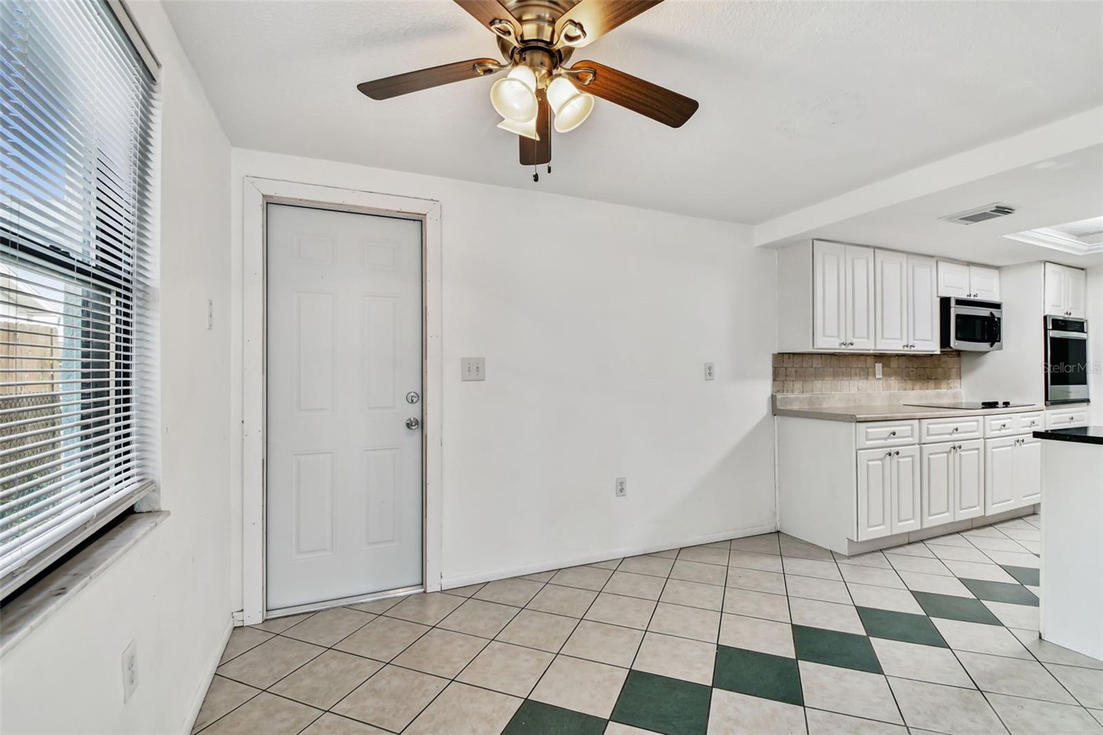 EMBASSY HILLS - Residential
