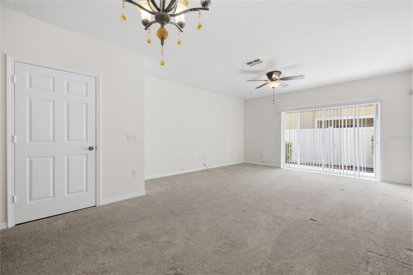 HAMMOCKS - Residential Lease