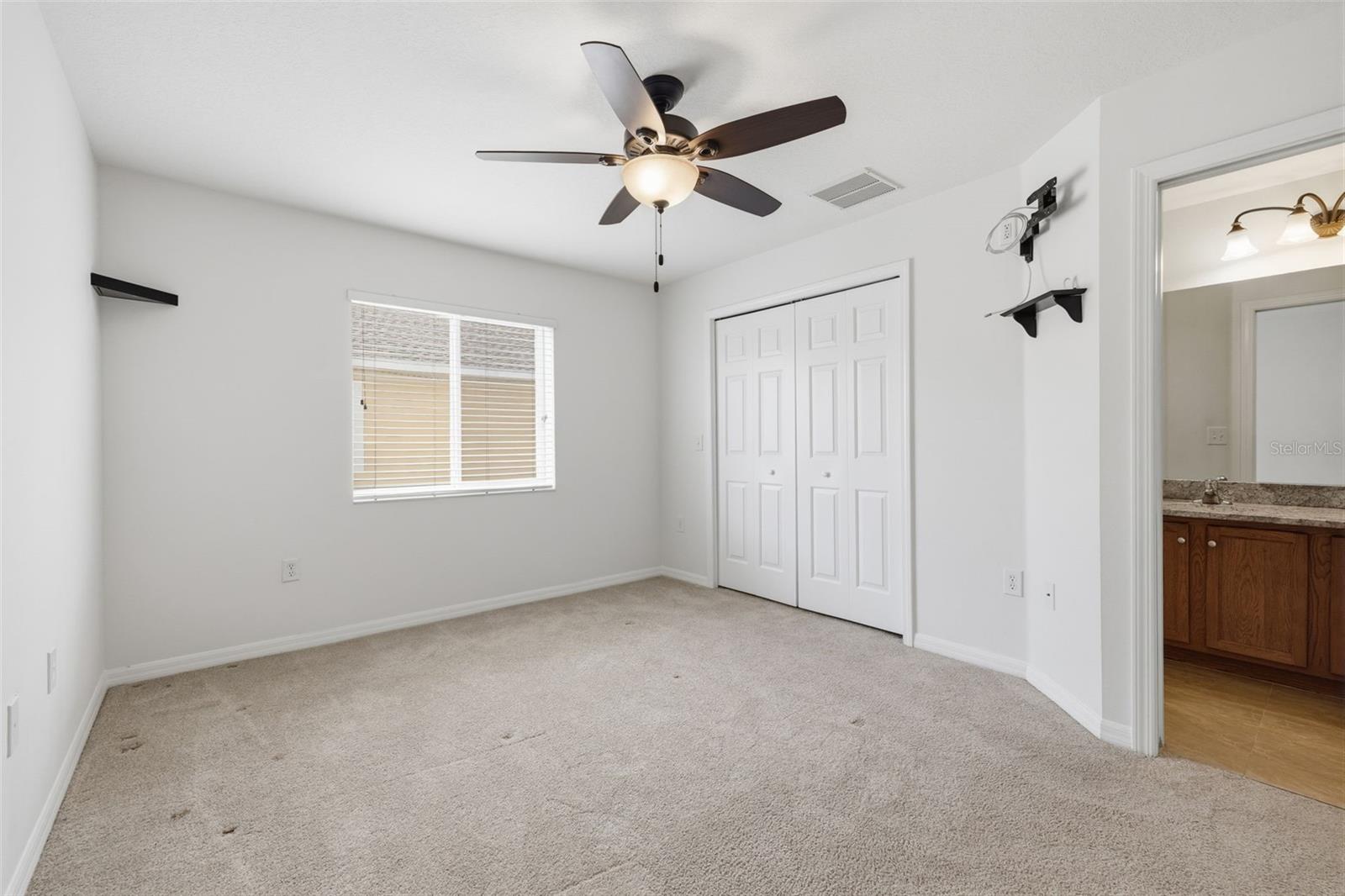 HAMMOCKS - Residential Lease