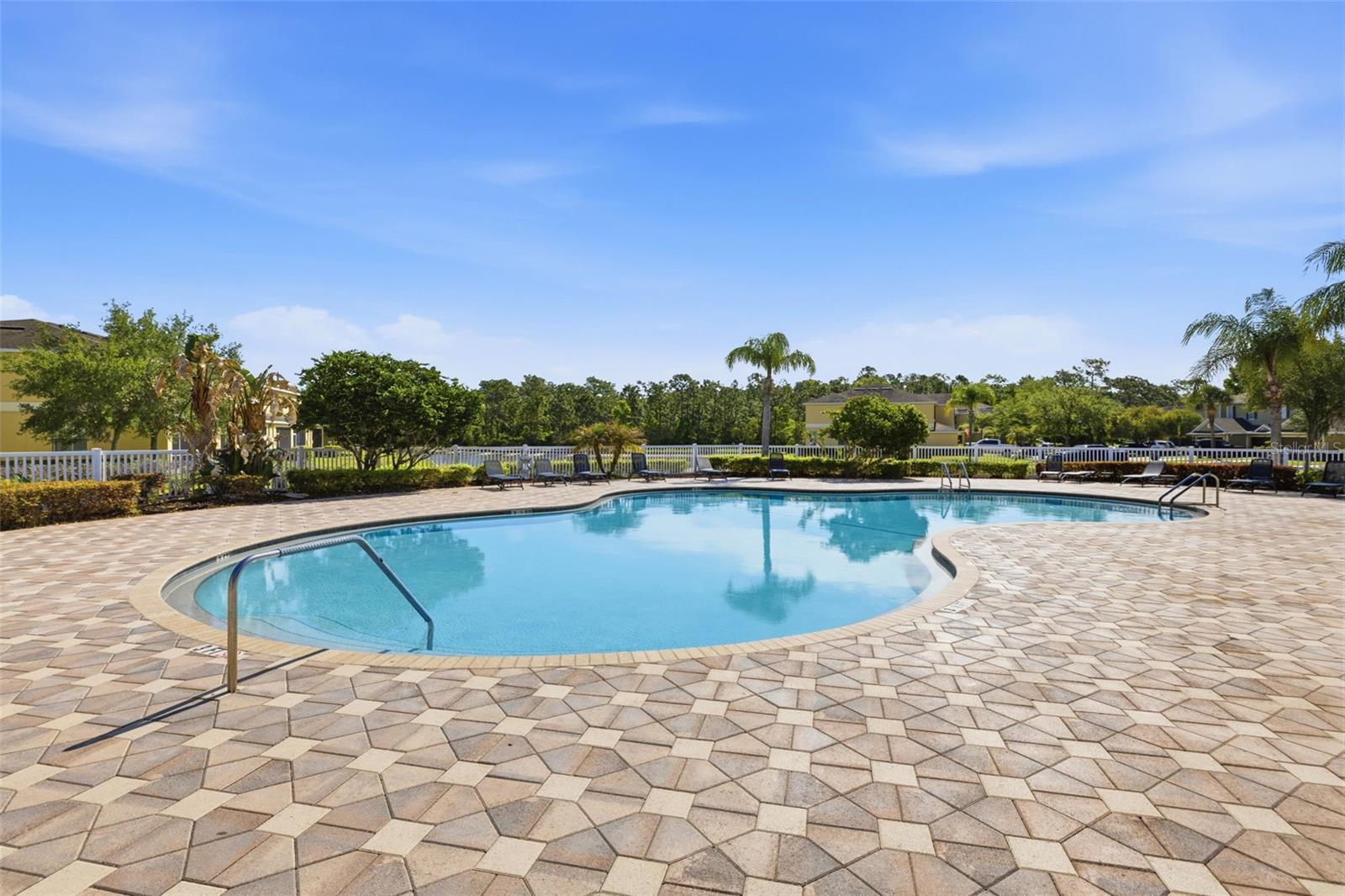 HAMMOCKS - Residential Lease