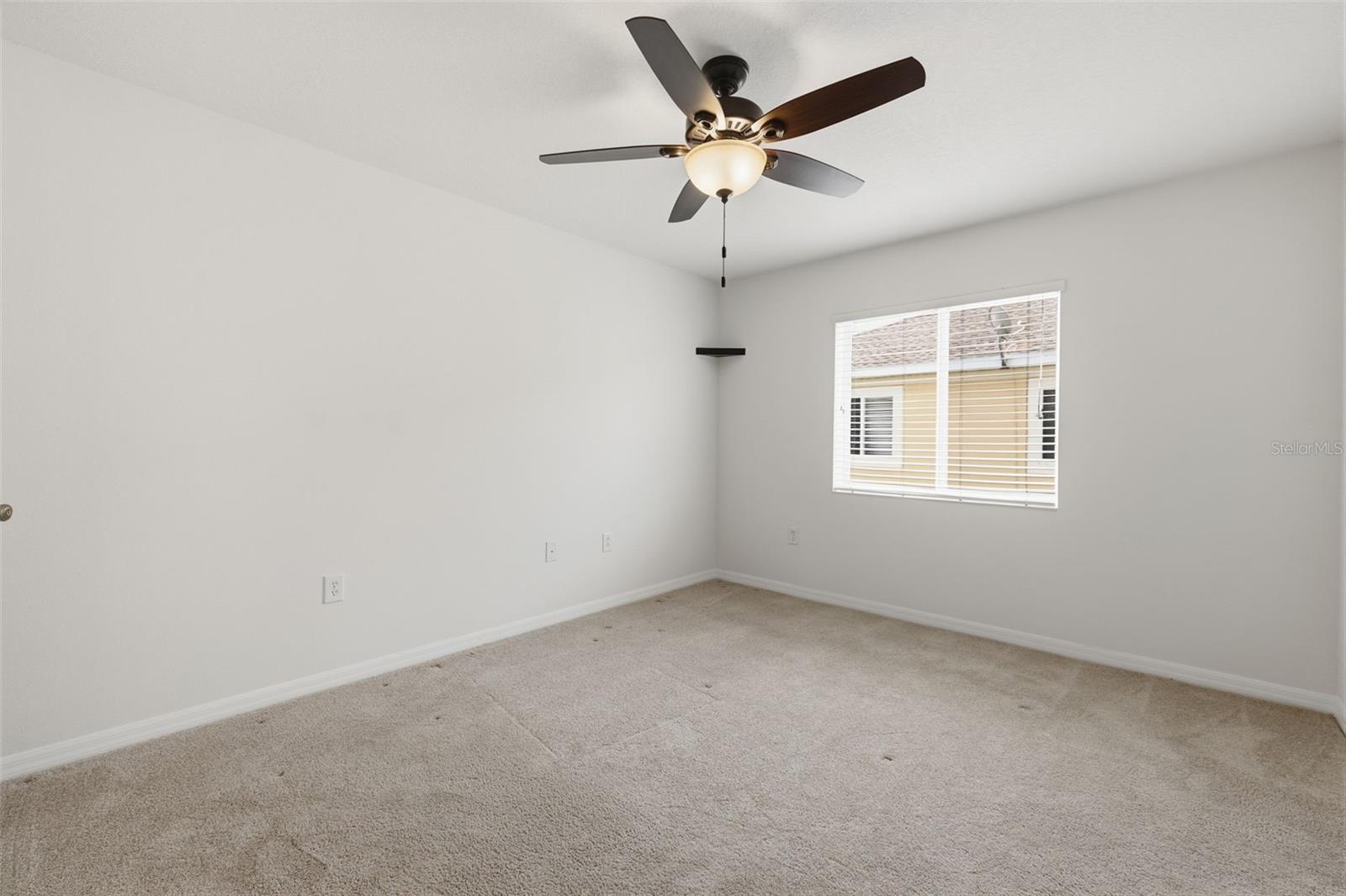 HAMMOCKS - Residential Lease