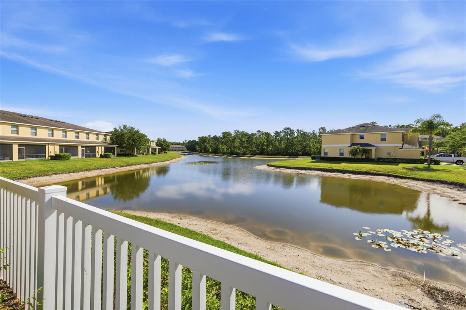 HAMMOCKS - Residential Lease