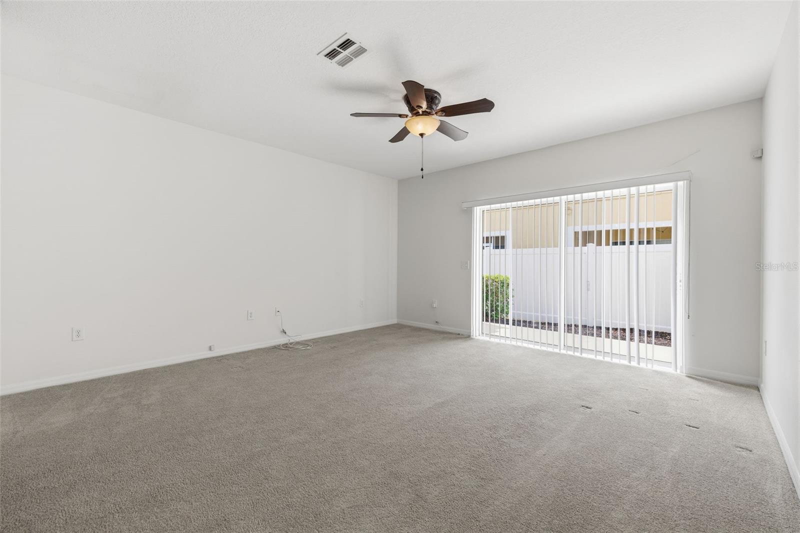 HAMMOCKS - Residential Lease