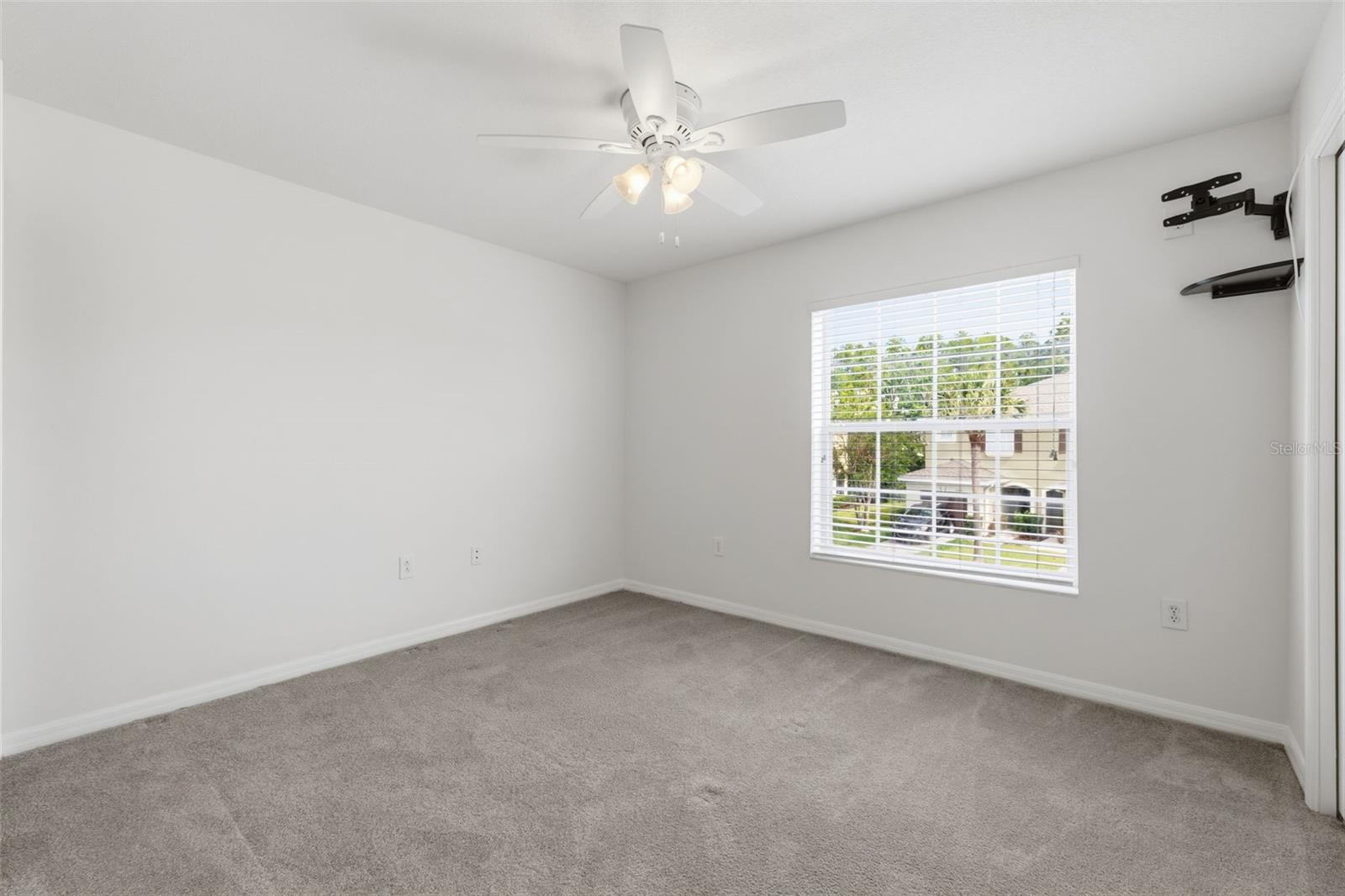 HAMMOCKS - Residential Lease