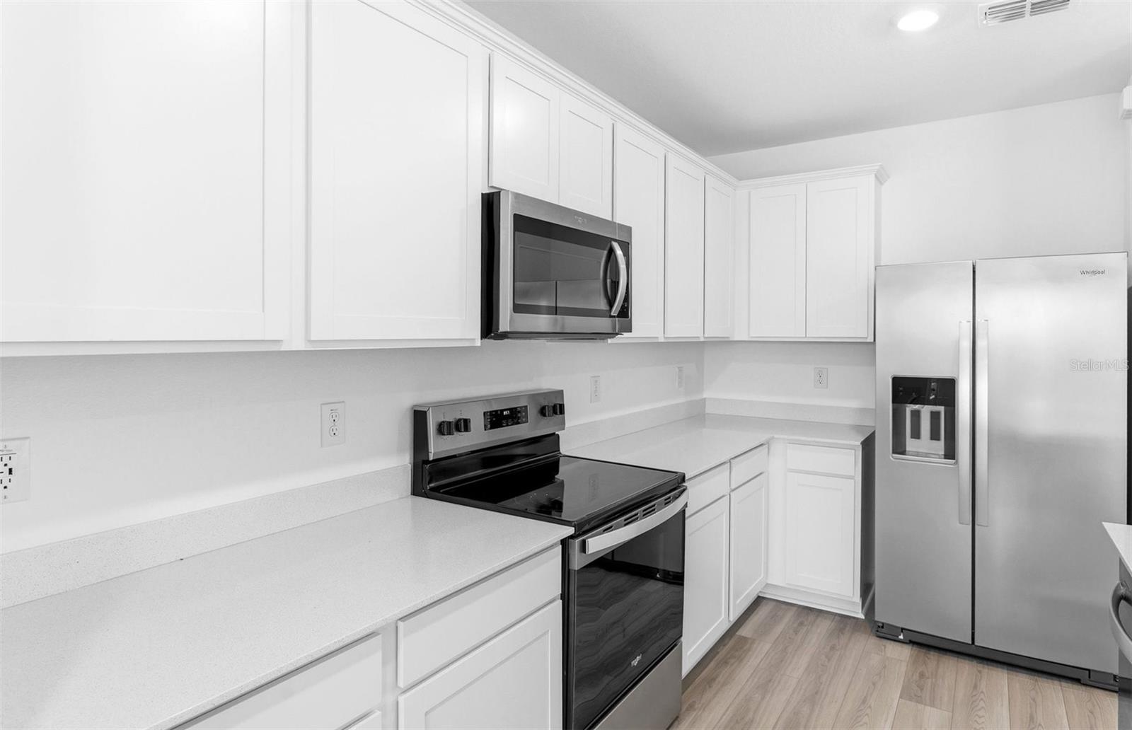 OAKFIELD LAKES - Residential