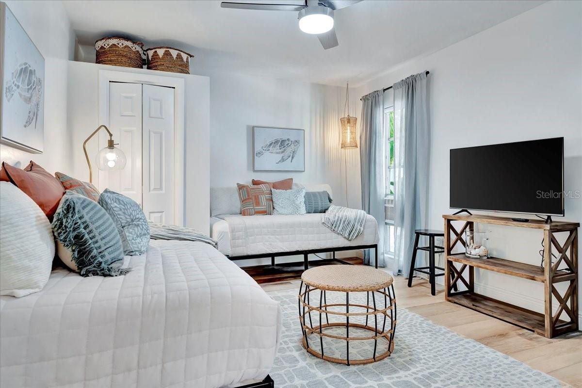 CHESTERFIELD HEIGHTS - Residential