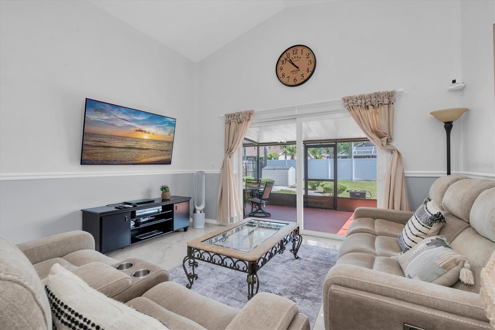 11113 BLOOMINGTON DRIVE