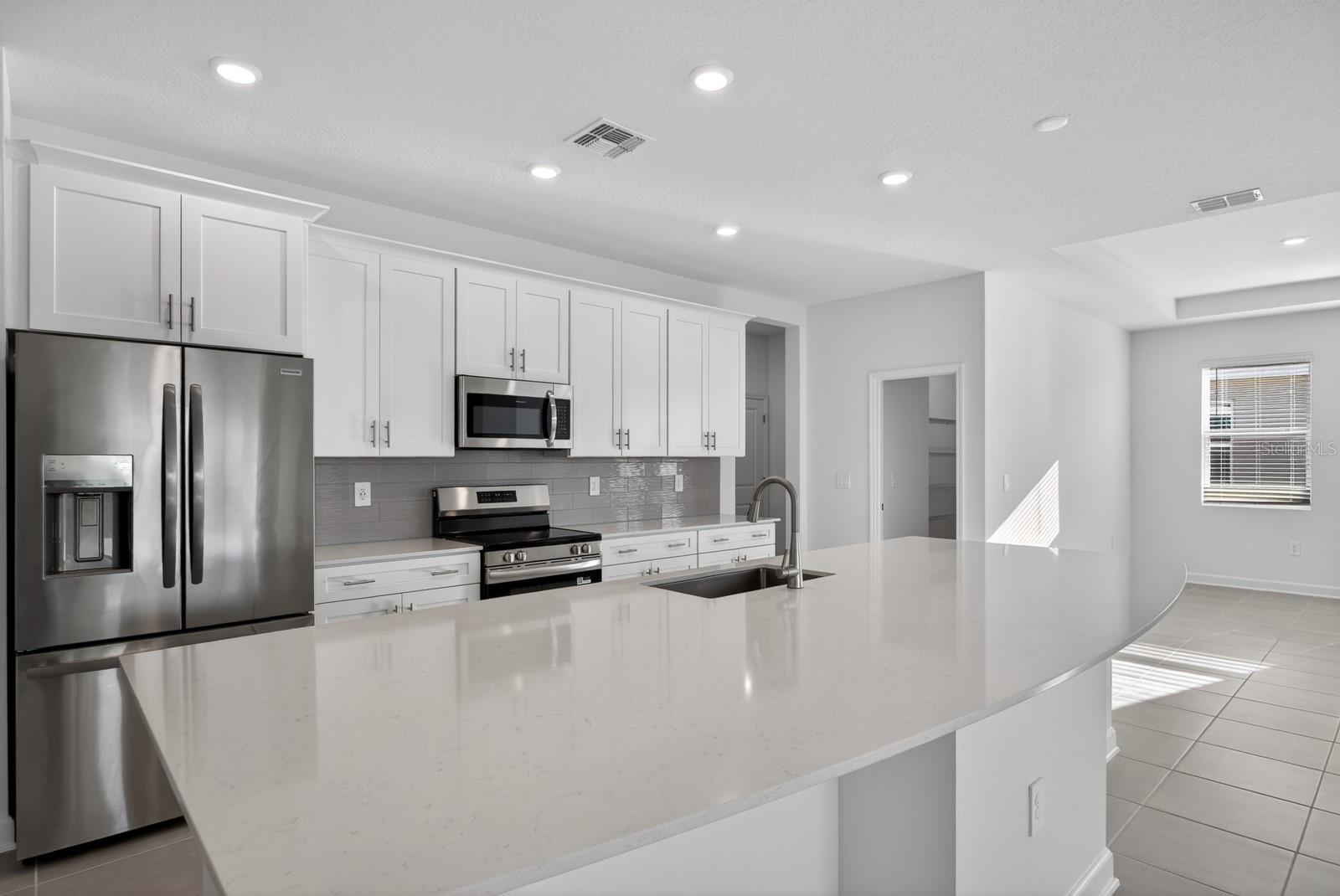 WELLNESS RDG PH 1-A - Residential Lease