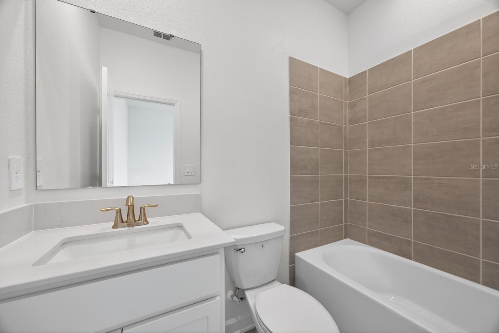 WELLNESS RDG PH 1-A - Residential Lease