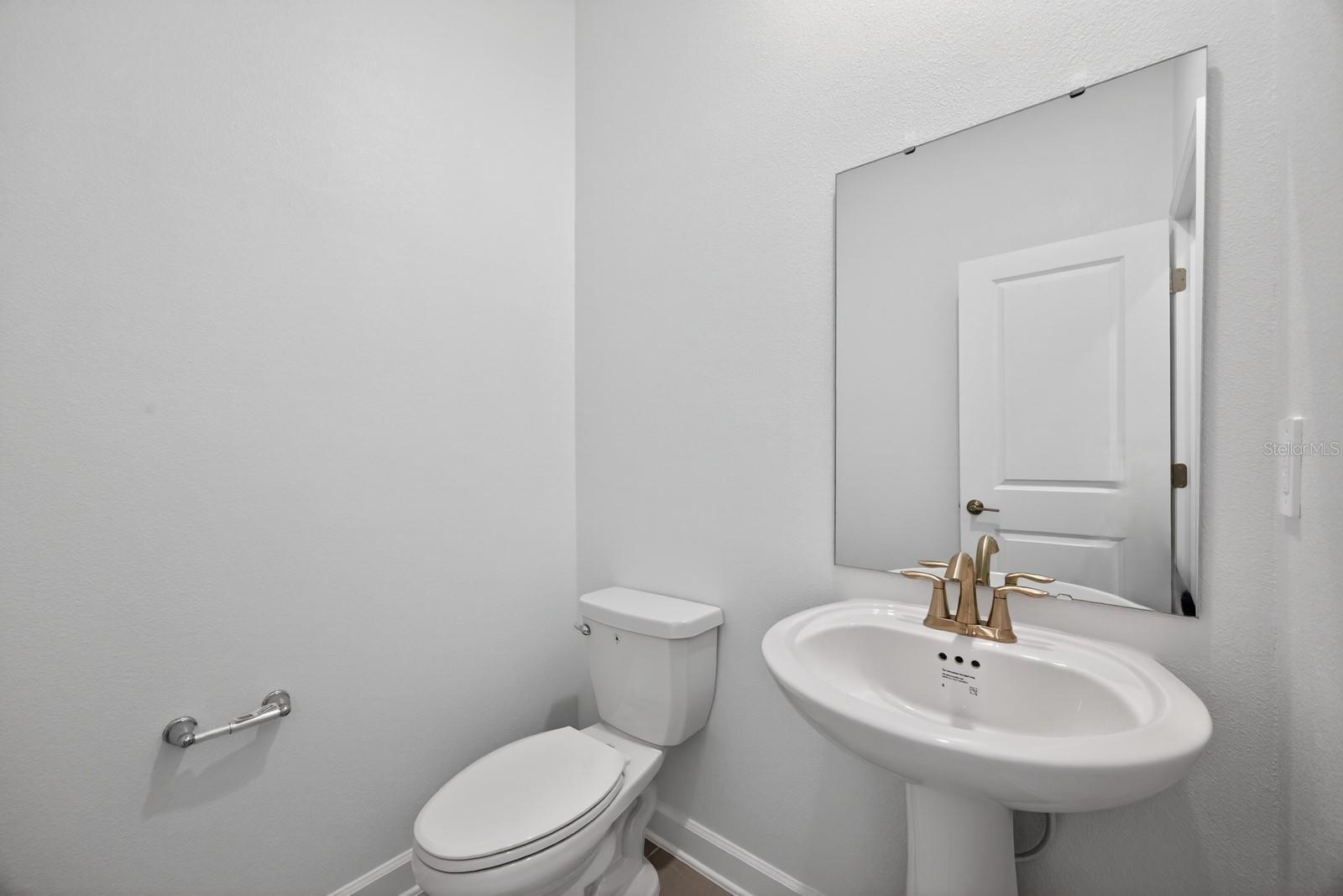 WELLNESS RDG PH 1-A - Residential Lease