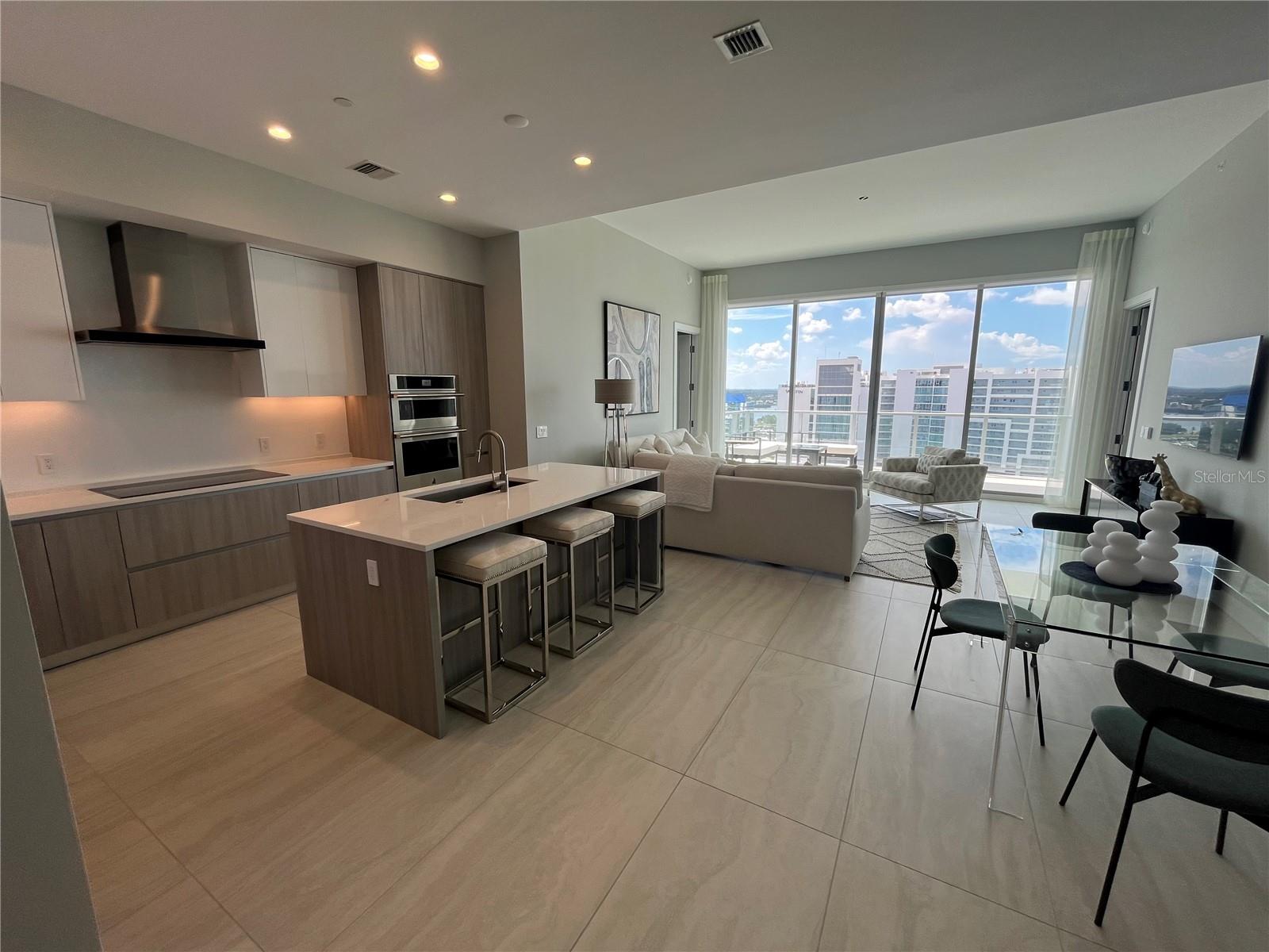 BAYSO SARASOTA - Residential Lease