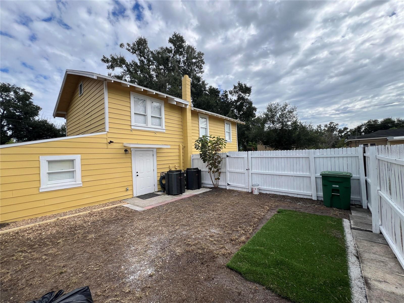 SEMINOLE HEIGHTS OF NORTH TAMP - Residential