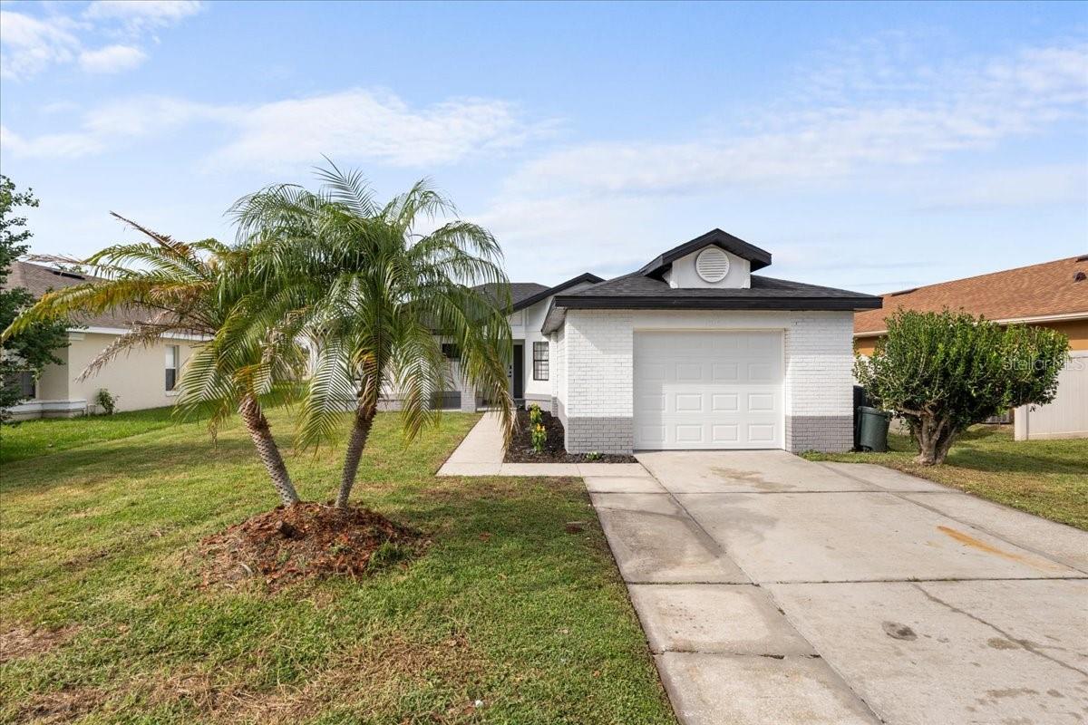 1015 OCALA WOODS LANE