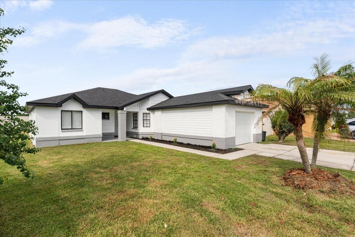 1015 OCALA WOODS LANE