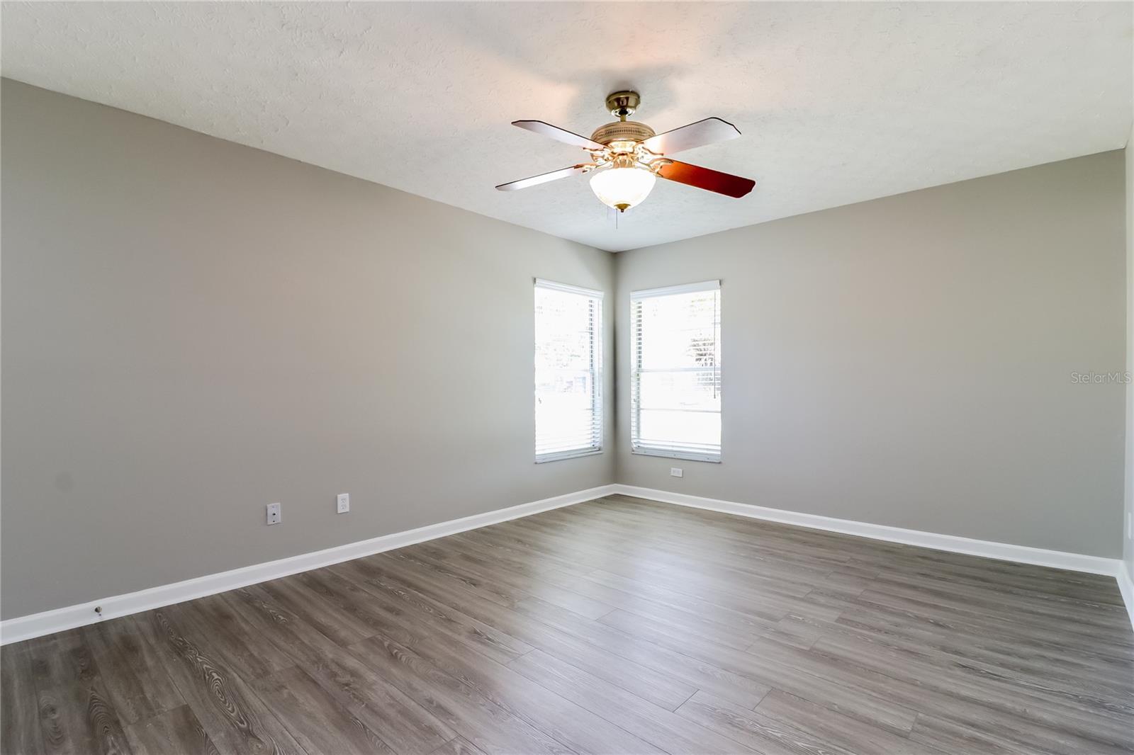 CYPRESS COVE SUB - Residential Lease