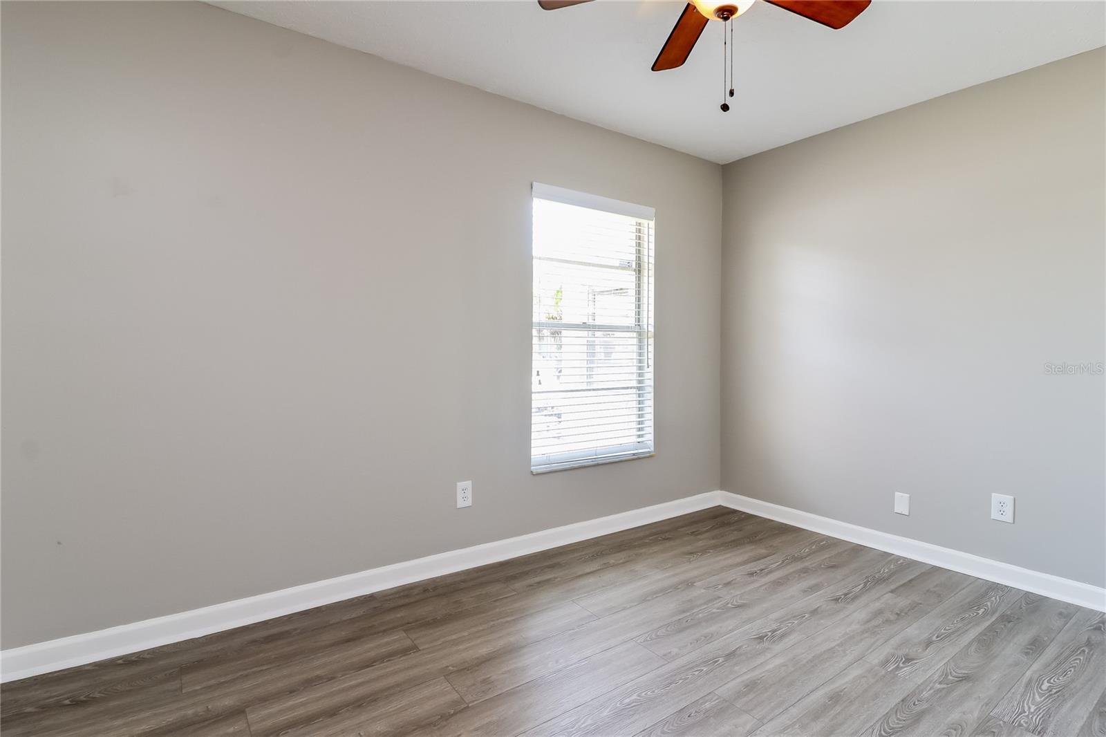 CYPRESS COVE SUB - Residential Lease