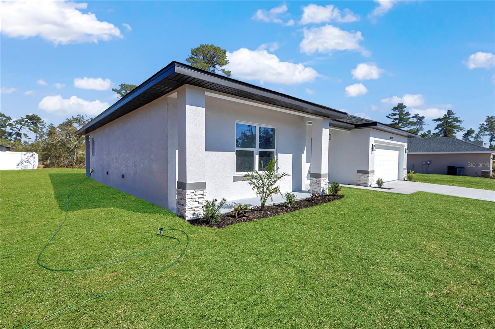 16573 SW 30TH AVENUE ROAD