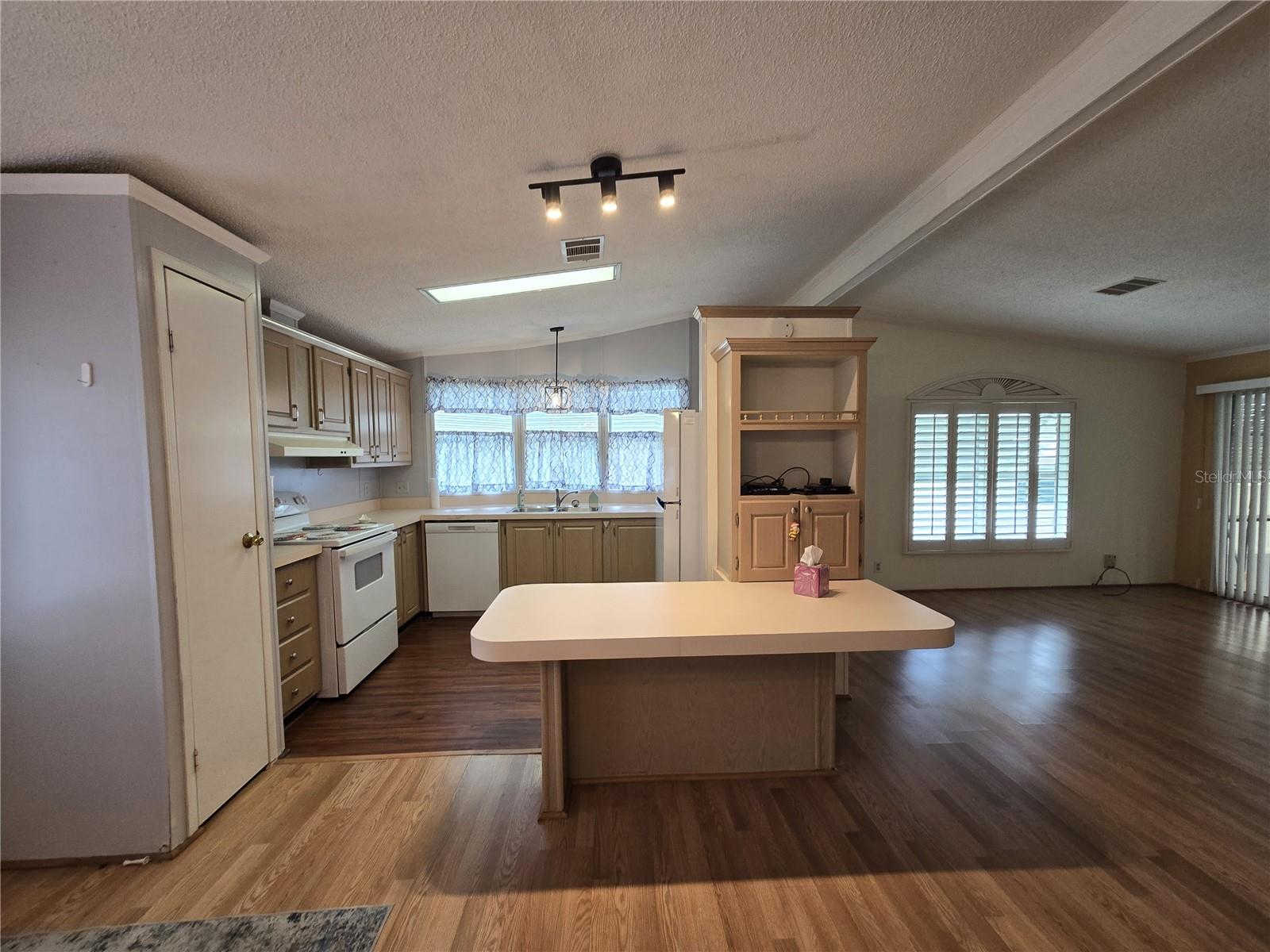 ZELLWOOD STATION COOP MH PARK - Residential