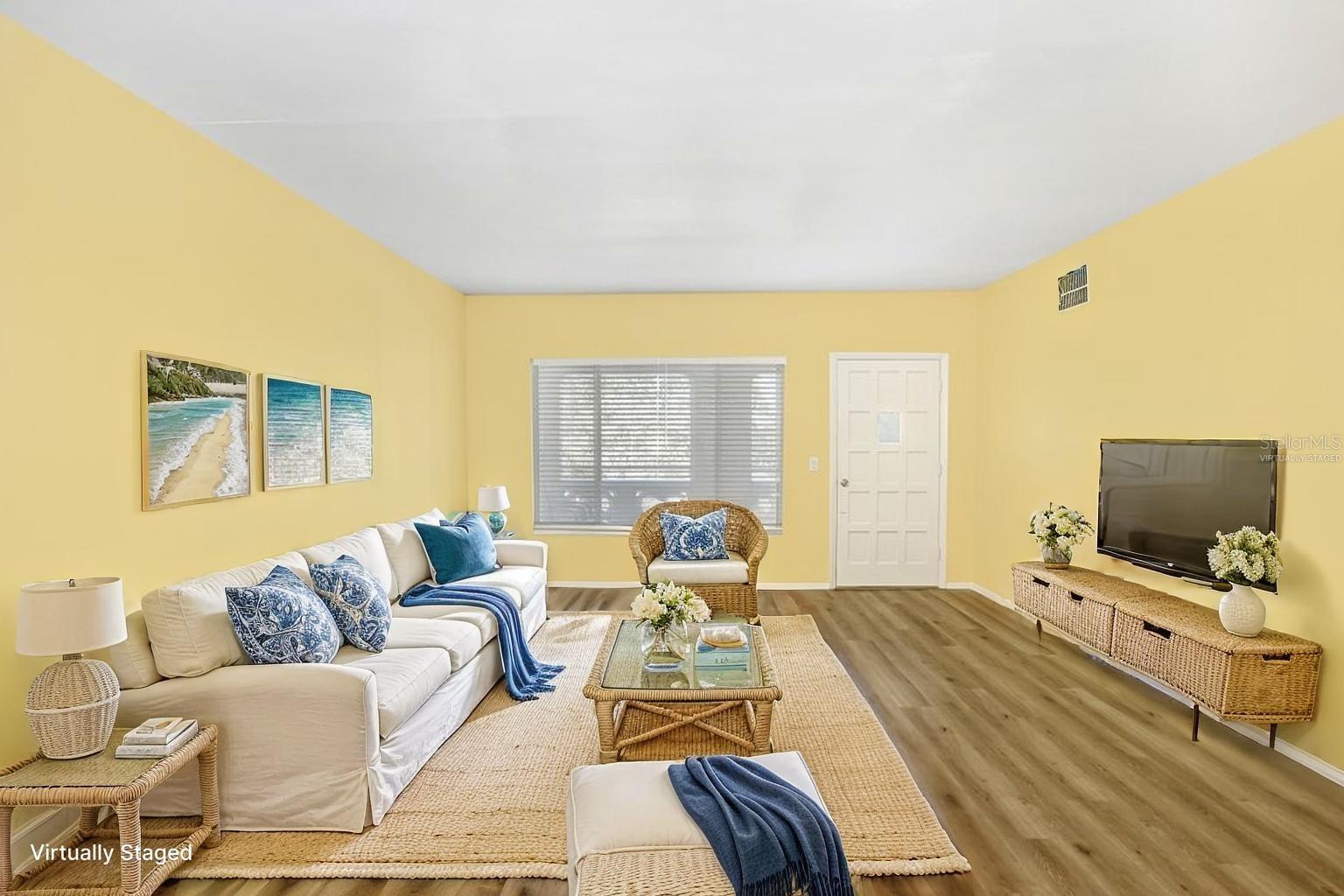 ON TOP OF THE WORLD - Residential