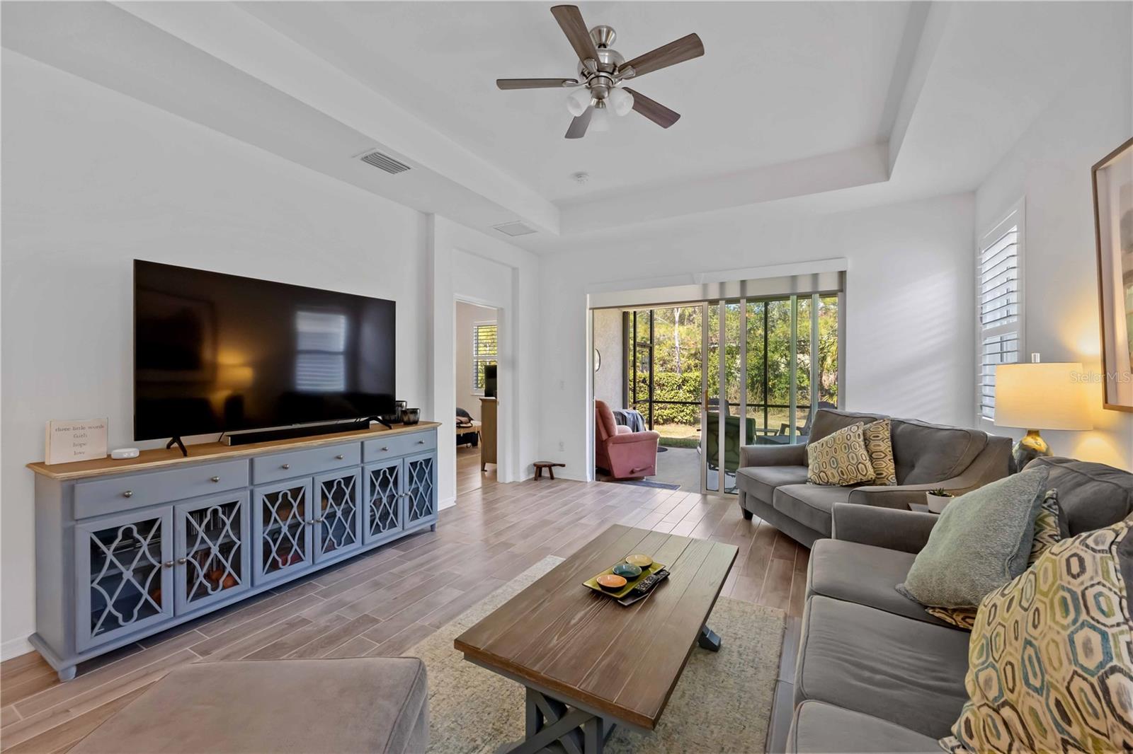 AMBERLY PH II - Residential