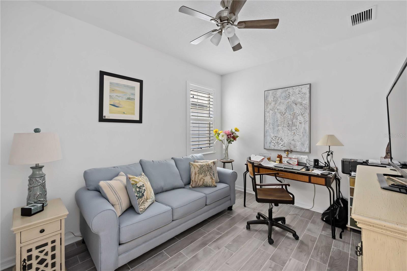 AMBERLY PH II - Residential