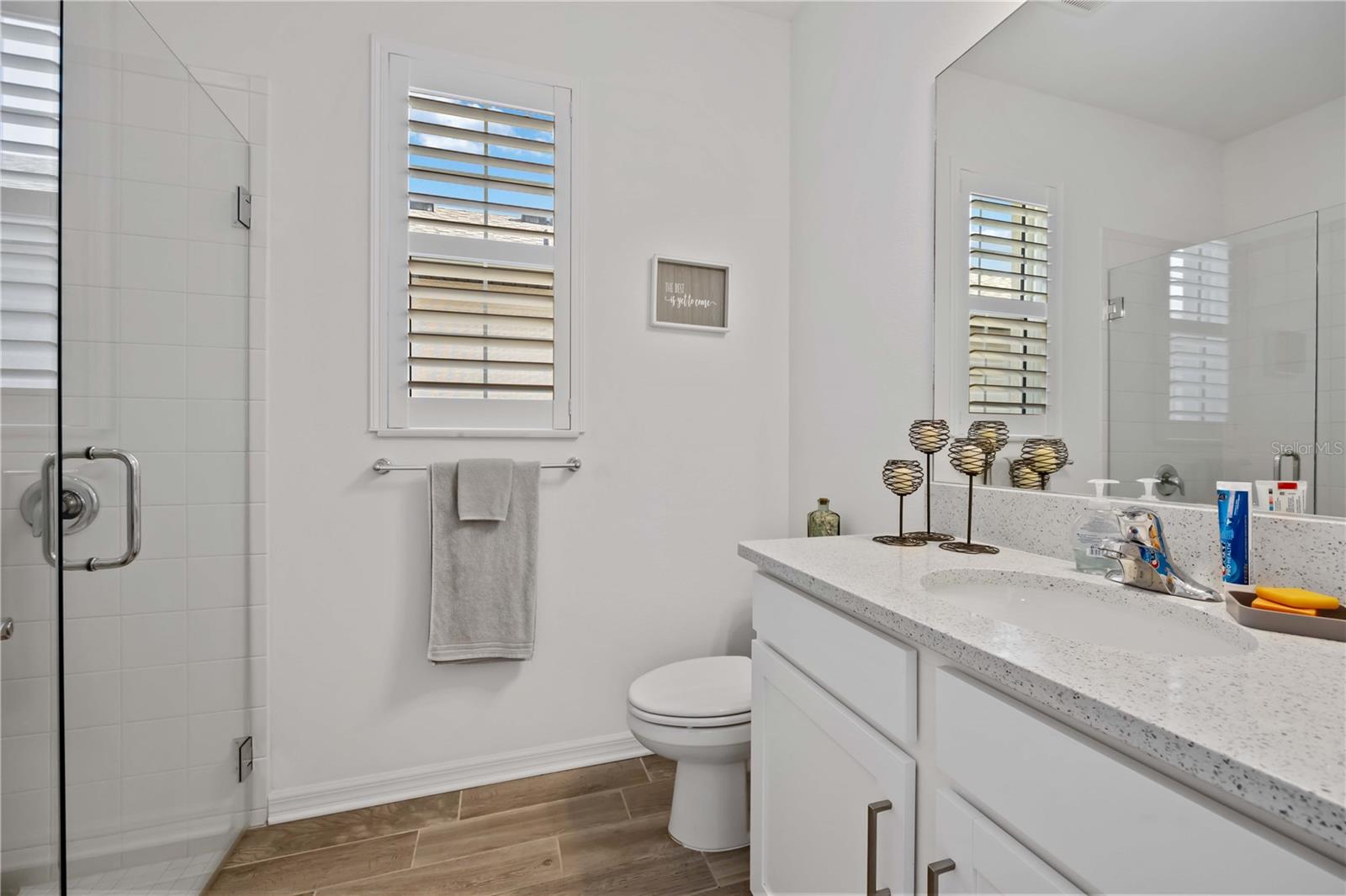 AMBERLY PH II - Residential