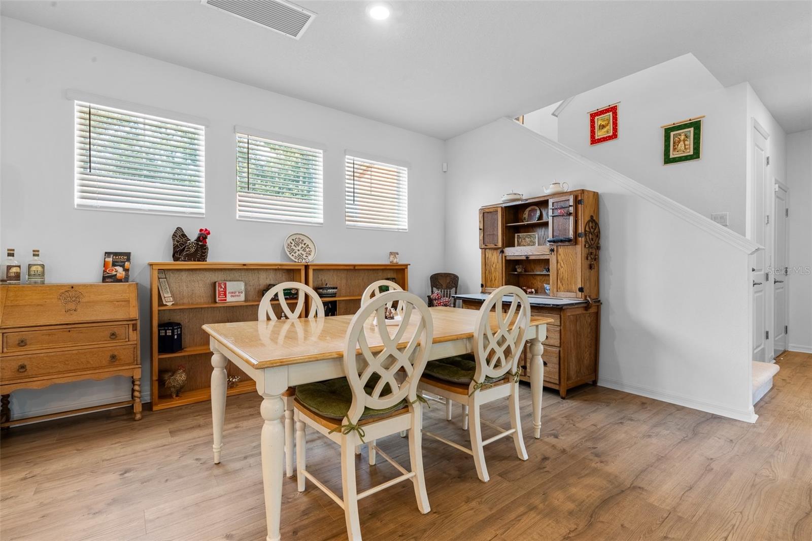 BELLECREST HEIGHTS - Residential