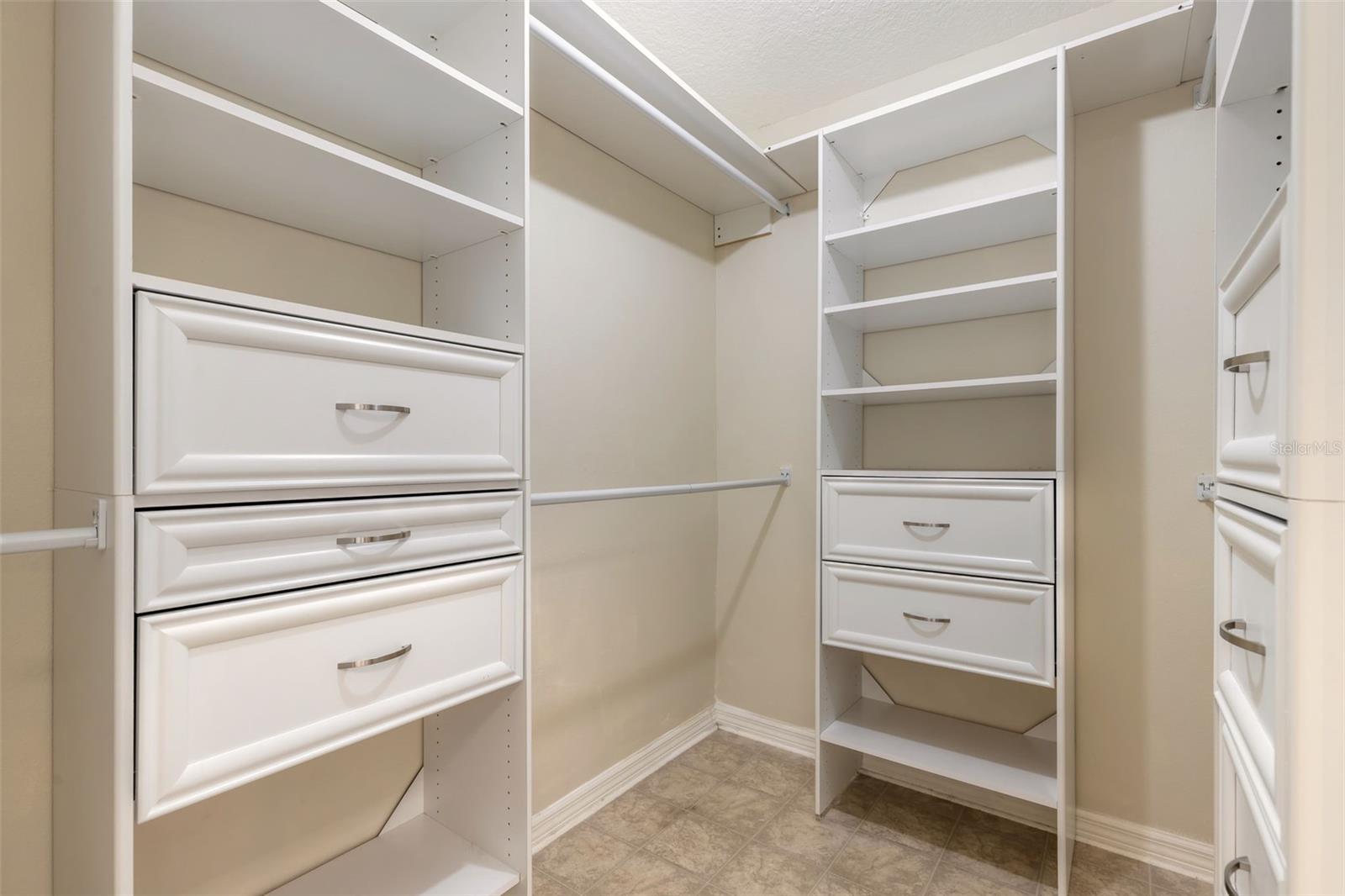 5784 HEATHERMERE LANE