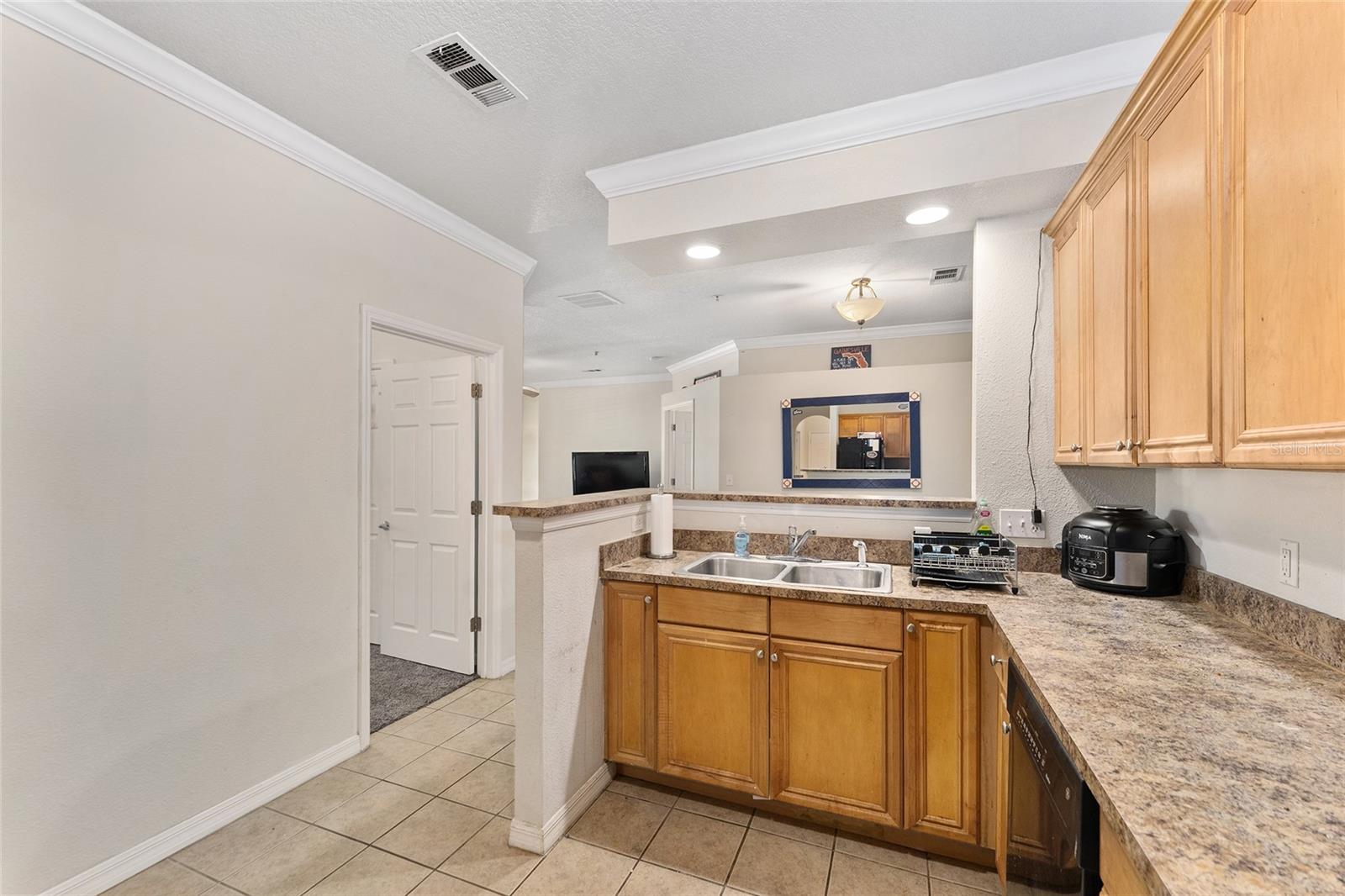 CAMPUS VIEW NORTH - Residential