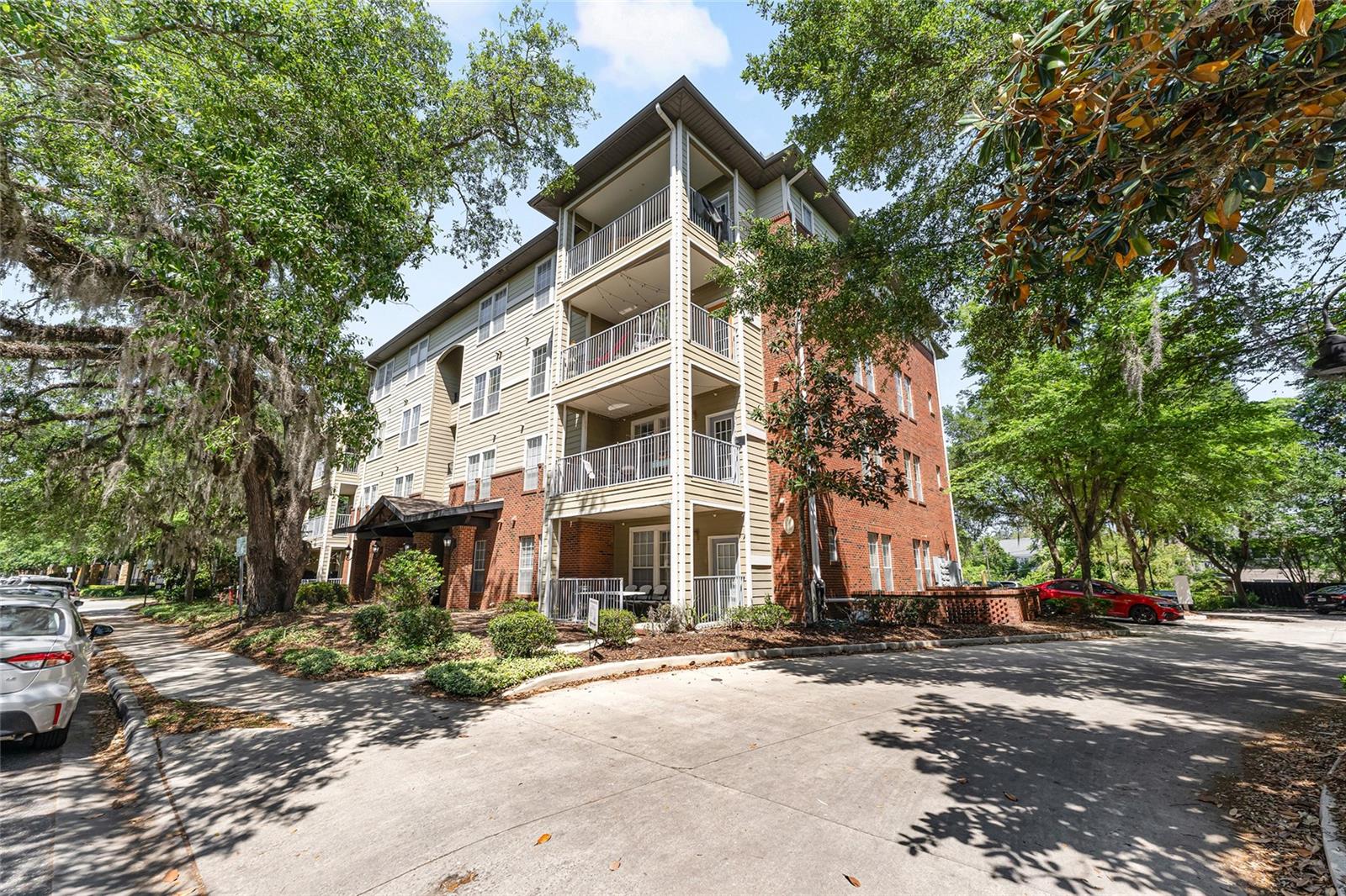 CAMPUS VIEW NORTH - Residential