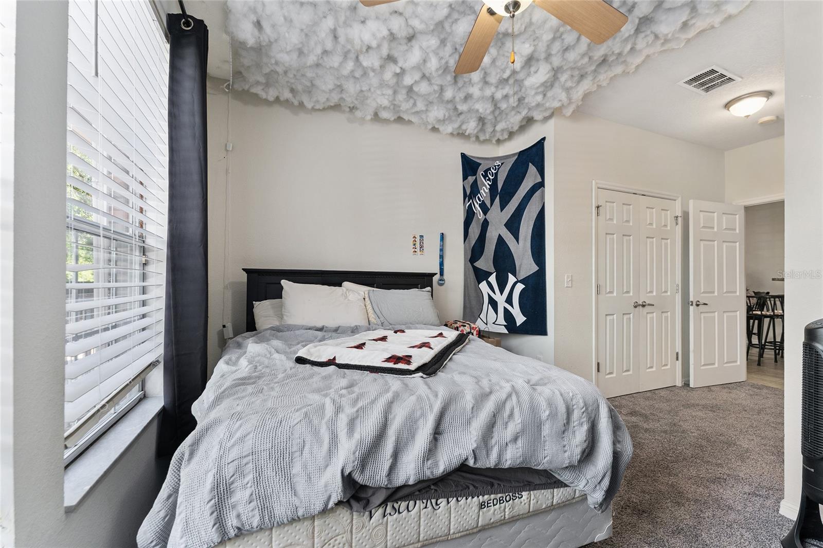 CAMPUS VIEW NORTH - Residential