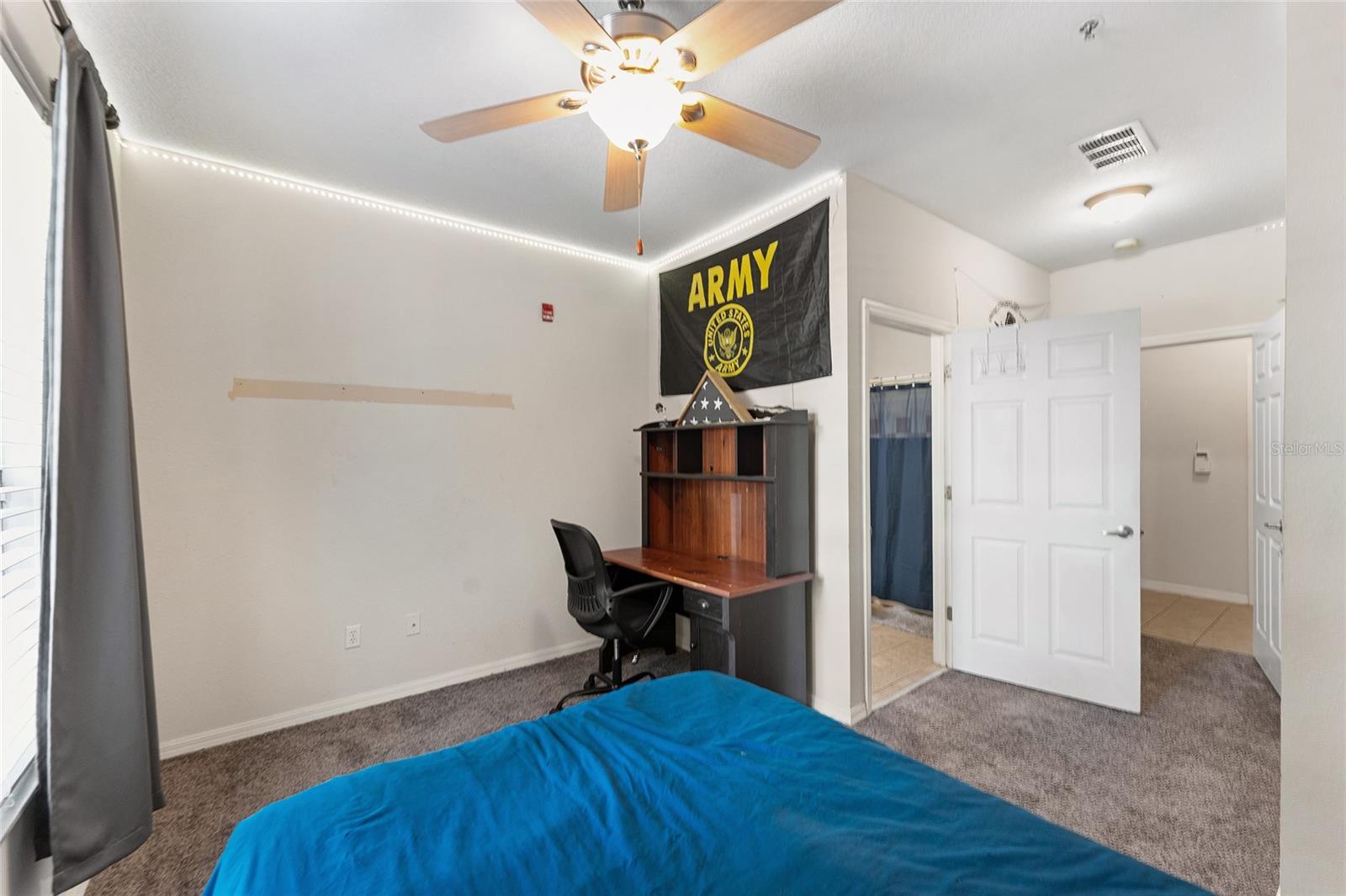 CAMPUS VIEW NORTH - Residential