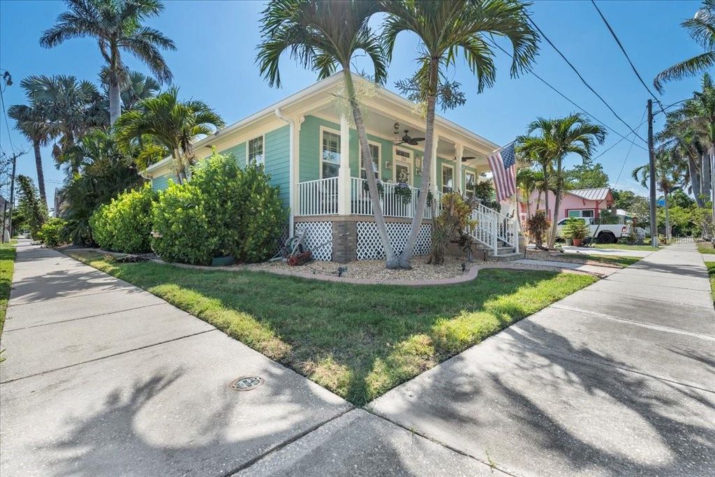 Photo of 233 Durrance Street, Punta Gorda, FL 33950 (MLS # C7511555)