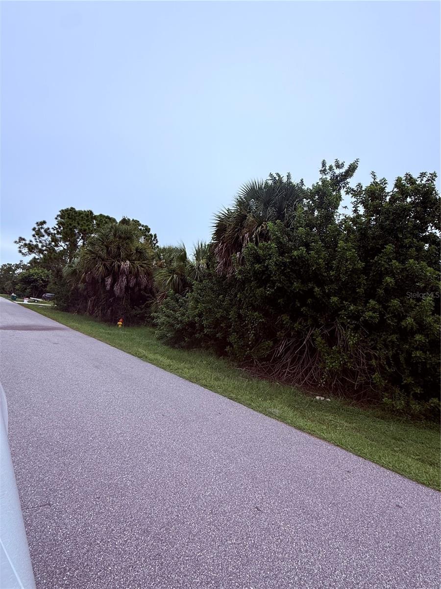 348 LA PLAYA LANE, PORT CHARLOTTE, FL, 33953 1 348 LA PLAYA LANE