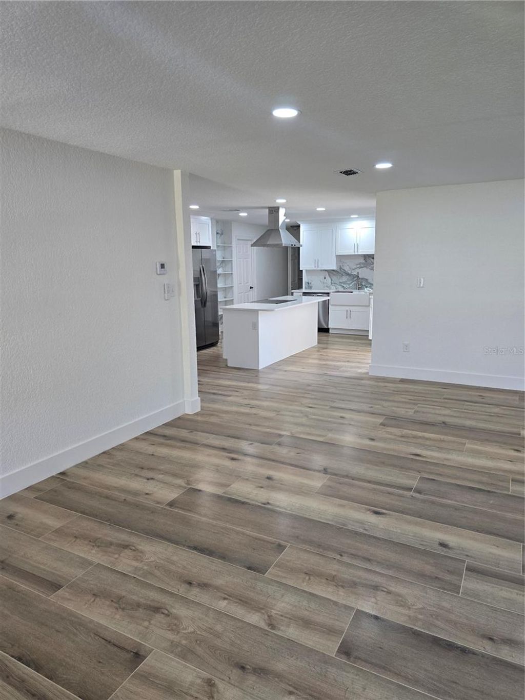 listing image 52