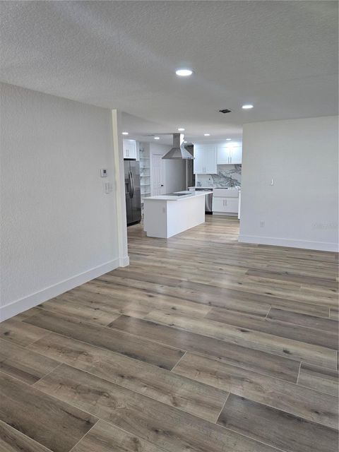 listing image 52