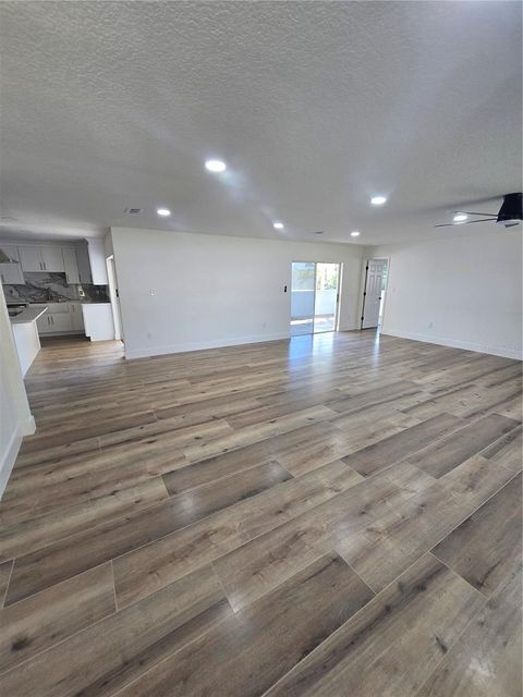 listing image 51
